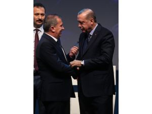 "Necip Fazıl Ödülleri 2017" sahiplerini buldu