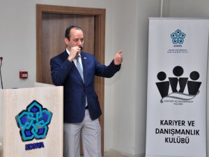 TÜBİTAK Uzay Enstitüsü Müdürü Lokman Kuzu NEÜ’de öğrencilerle buluştu