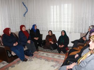 Karatay Kent Konseyi Kadın Meclisi'nden vatandaşlara manevi destek