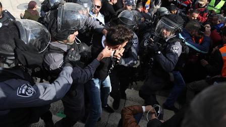 İsrail askerleri 11 Filistinliyi gözaltına aldı