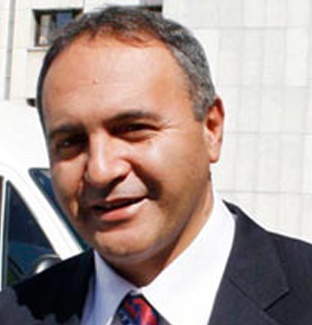 Dinleniyorum Diyen Savcıya Bak