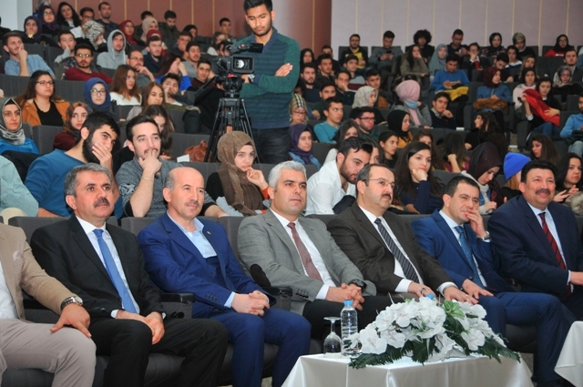 Selçuk’ta “Girişimcilik ve İnovasyon” Konferansı Yapıldı