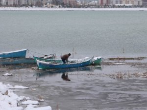 Beyşehir Gölü'nde avlanmaya kar molası