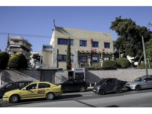 İsrail'in Atina Büyükelçiliğine boyalı saldırı