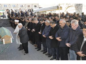 Vali Gül, Gürün'de cenaze törenine katıldı