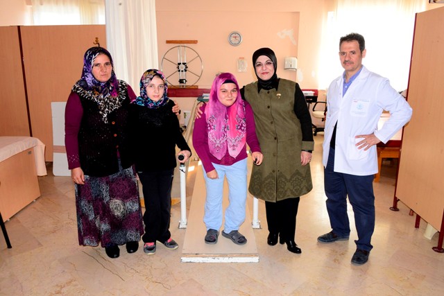 Engelli kardeşlerin yürüme mutluluğu