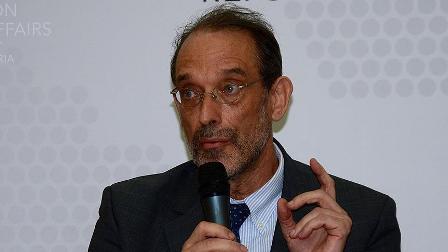Avusturya'nın yeni Eğitim Bakanına 'başörtüsü' tepkisi