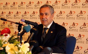 Arınç: Böyle bir saçmalık yapmayız