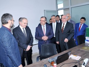 Kütükcü, Bakan Özlü’den Konya’ya model fabrika istedi