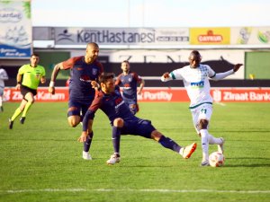 Akın Çorap Giresunspor: 3 - Medipol Başakşehir: 1