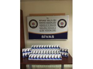 Sivas'ta kaçak telefon operasyonu
