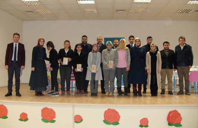 Yunak’ta bilgi ve münazara yarışmaları