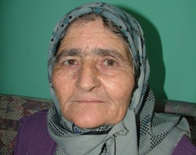 33 yıldır çocuklarını bekliyor