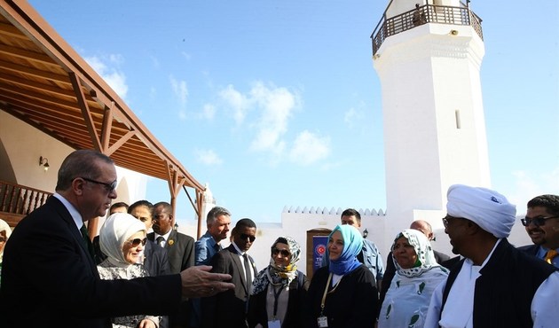 Erdoğan'ın Sudan ziyaretinde çok çarpıcı olay