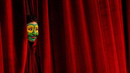 Şehir Tiyatroları'nda bu ay 36 oyun seyirciyle buluşacak