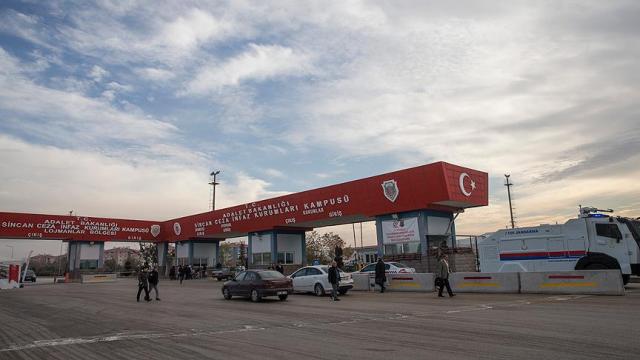 Darbeciler kendilerinden olmayan askerleri 'şehitlik'le kandırdı'