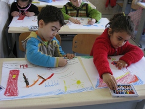 Boyama yarışması renkli geçti