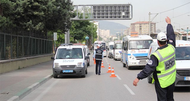 Egzoz gazı emisyonuna uymayan sürücülere 5 bin lira ceza