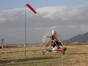 Kaynak ustası paramotor üretti