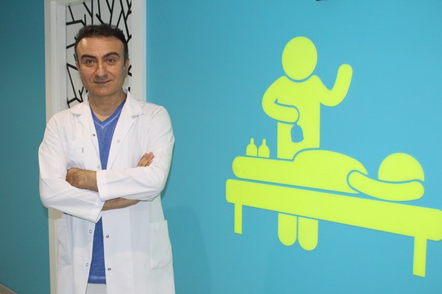 Gazetecilerde en çok görülen rahatsızlık ellerde uyuşma