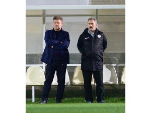 Antalya kampı sürüyor