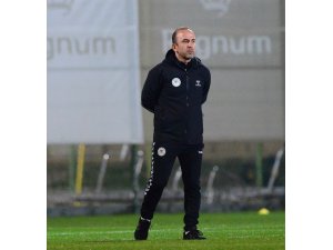 İkinci yarı daha olumlu olacak diye düşünüyorum