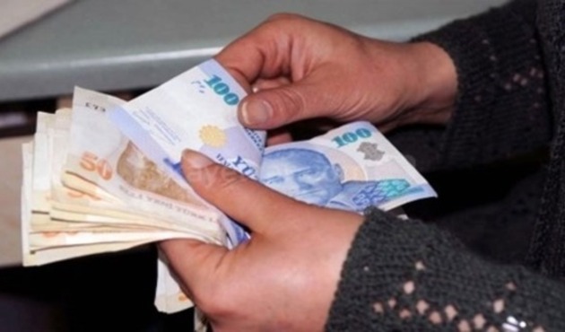 Sigortasız yaşlılara 1395 lira maaş!