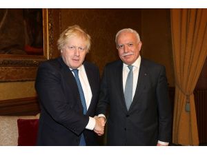 Johnson, Maliki ile görüştü