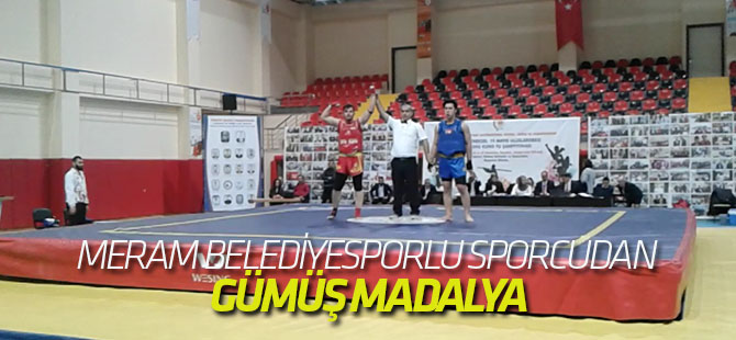 Meram Belediyesporlu sporcudan gümüş madalya