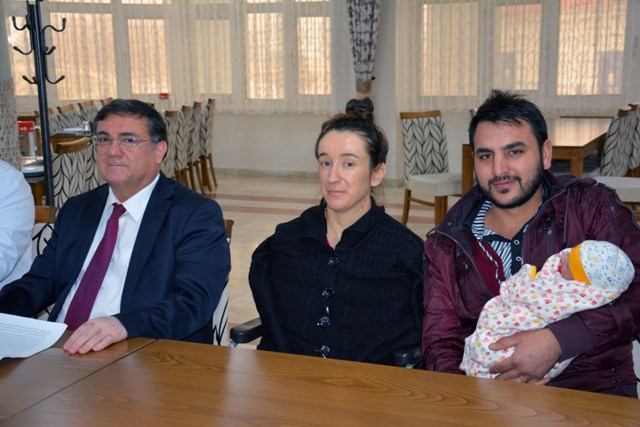 Selçuk Tıp’ta kalp hastası anne ve bebeği mucizevi şekilde hayata tutundu