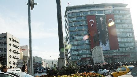 Spor Genel Müdürlüğü ve Gümrük Müsteşarlığı binaları yıkılacak