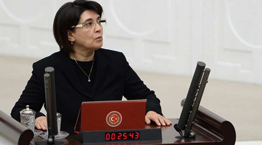Leyla Zana'nın milletvekilliği düşürüldü