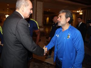Kültür ve Turizm Bakanı Kurtulmuş'tan Fenerbahçe'ye ziyaret