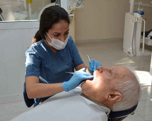 Diş Hekimliği Fakültesi’nde İleri Uygulama Kliniği Hizmete Açıldı