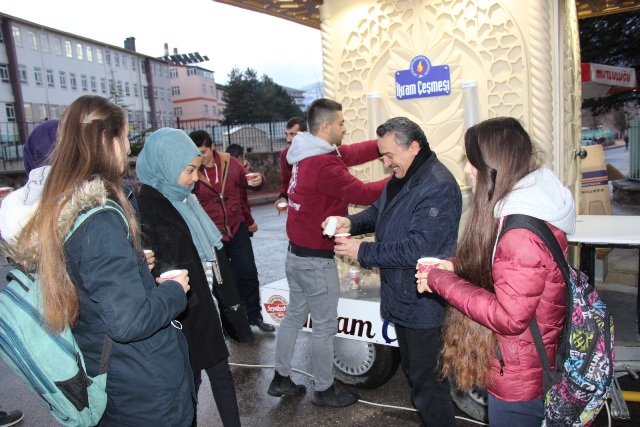 Seydişehir Belediyesi’nden Sıcak Sahlep İkramı