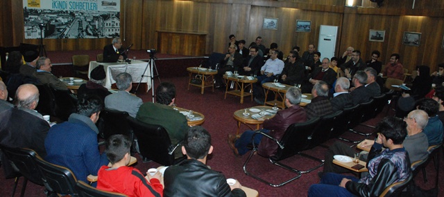 İkindi Sohbetlerinde “ Geçmişten Günümüze Çumra ” konuşuldu.