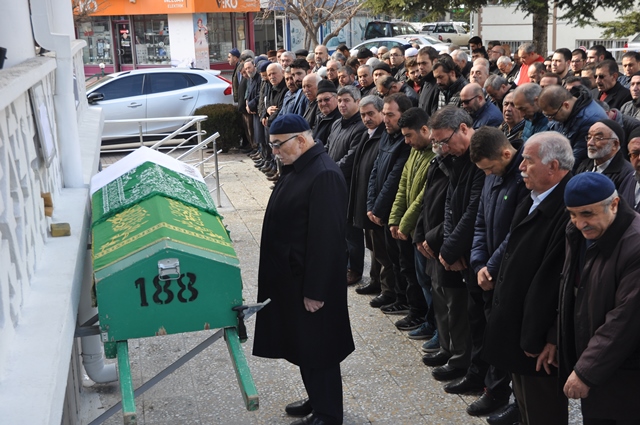 Mustafa Metin vefat etti