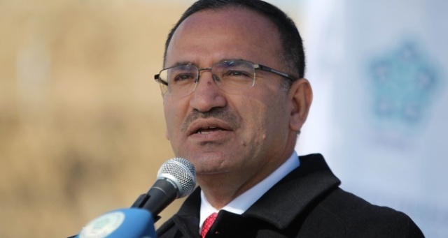 Bekir Bozdağ: ABD'nin terör ordusu kurdurması, ateşle oynamaktır