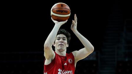 Cedi Osman: Milli formayı giymek için sabırsızlanıyorum