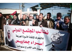 Gazze'de Filistinli tutuklu Ceabis'e destek gösterisi