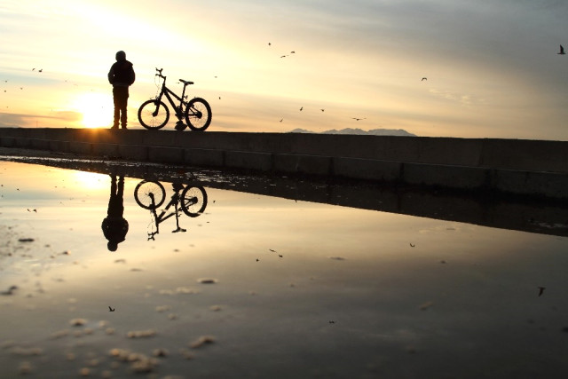 Beyşehir Gölü'nde Günbatımı Kartpostallık Görüntüler Oluşturdu