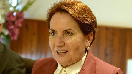Meral Akşener, Emre Uslu ile yazışmasını sildi