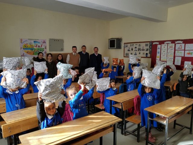 Bozkır'da "Kardeşim Üşümesin" projesi