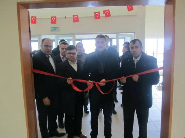 Kaymakam Fatih Cıdıroğlu Resim sergisini açtı