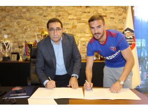 Kardemir Karabükspor'dan Alexe'ye yeni sözleşme