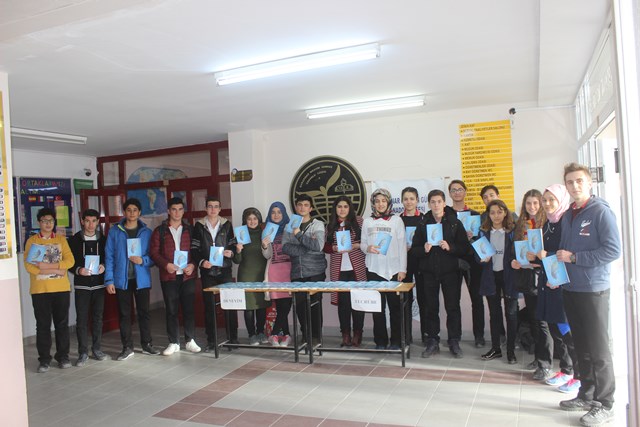 Karapınar'da öğrenciler kitap yazdı
