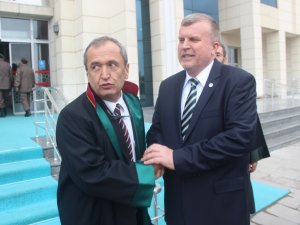 Eski Konyaspor Başkanı Şan'dan yönetimle konuşacağım açıklaması