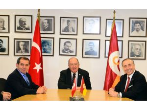 Galatasaray'da yönetim devir teslimi yapıldı