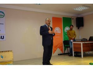 Yıldız arıcılık kursunu ziyaret etti