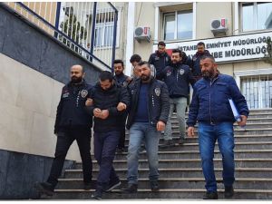 Bankanın tavanını delen hırsızlar yakalandı